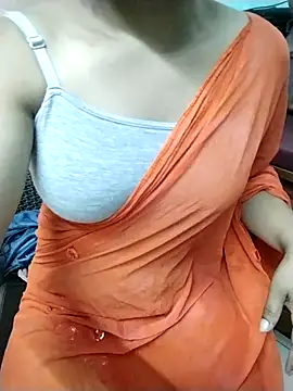 Snapshot of harika_telugu_ chatting on 04.27.26 harika telugu online show from 04.27.26