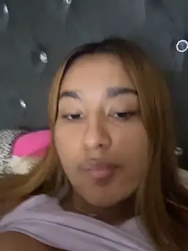 CloeSmithaa online show from 05.04.26