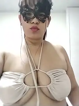 Snapshot of MiaKhaliFFa69 chatting on 05.26.26 MiaKhaliFFa69 online show from 05.26.26