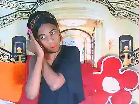 Snapshot of EbonySweetPeach chatting on 05.05.26 EbonySweetPeach online show from 05.05.26