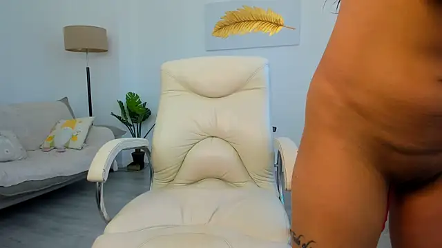 Snapshot of Nicolle_Lexy chatting on 06.19.26 Nicolle Lexy online show from 06.19.26