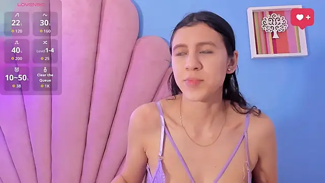 Snapshot of shery_milk chatting on 06.24.26 shery milk online show from 06.24.26