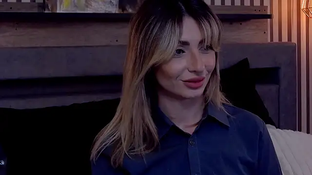 Snapshot of SofiaLace chatting on 05.29.26 SofiaLace online show from 05.29.26