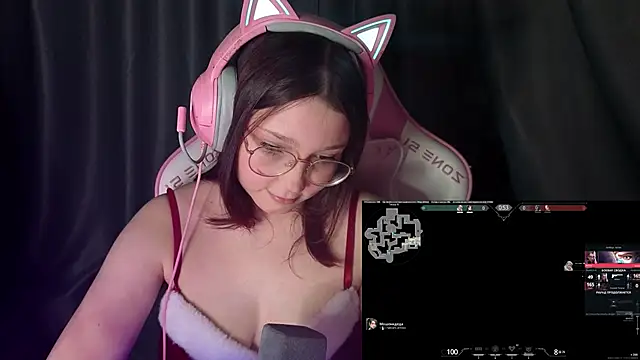 PinkiiAura online show from 04.28.26