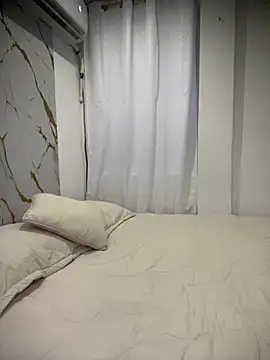 Snapshot of oriana_sweet chatting on 05.19.26 oriana sweet online show from 05.19.26