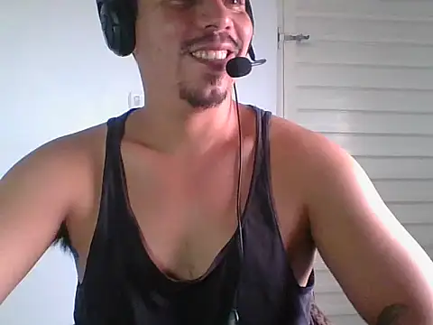 Snapshot of feboapolo chatting on 04.24.26 feboapolo online show from 04.24.26