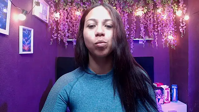 Snapshot of monik299 chatting on 05.05.26 monik299 online show from 05.05.26