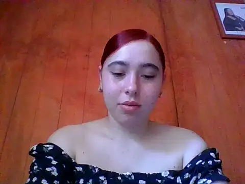 Snapshot of Annisof chatting on 05.18.26 Annisof online show from 05.18.26