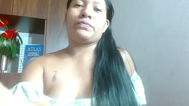 Snapshot of Sol_vannesa chatting on 05.09.26 Sol vannesa online show from 05.09.26