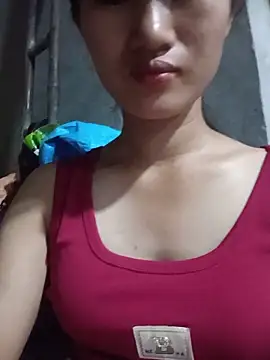 Snapshot of Rosie_LoveUU chatting on 05.16.26 Rosie LoveUU online show from 05.16.26
