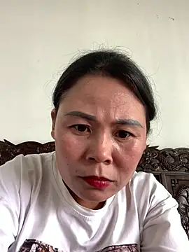 Snapshot of Helen-baby chatting on 04.26.26 Helen-baby online show from 04.26.26