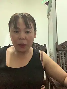 Snapshot of Helen-baby chatting on 05.15.26 Helen-baby online show from 05.15.26