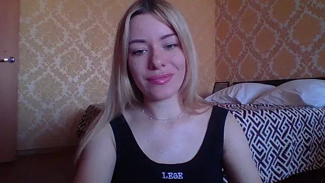 Snapshot of Softy_Aura_ chatting on 05.20.26 Softy Aura online show from 05.20.26