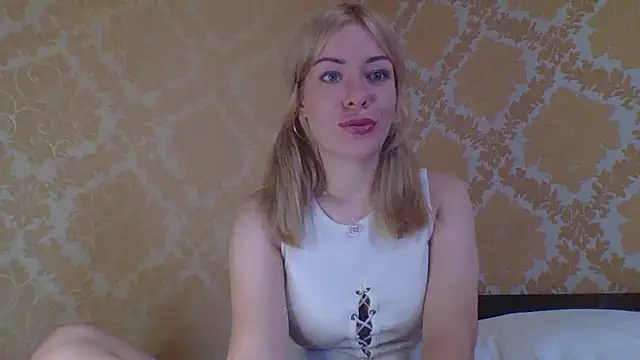Softy Aura  online show from 07.09.26