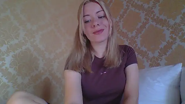 Softy Aura  online show from 07.16.26