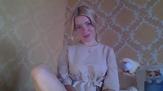 Softy Aura  online show from 07.24.26