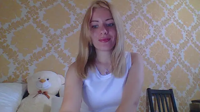 Softy Aura  online show from 07.29.26