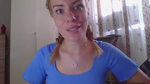 Softy Aura  online show from 08.05.26