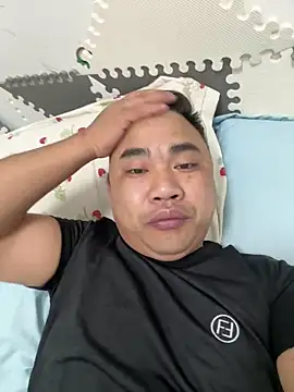 heren01 online show from 04.25.26