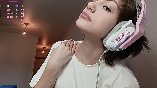 Snapshot of LinaFlamie chatting on 05.03.26 LinaFlamie online show from 05.03.26