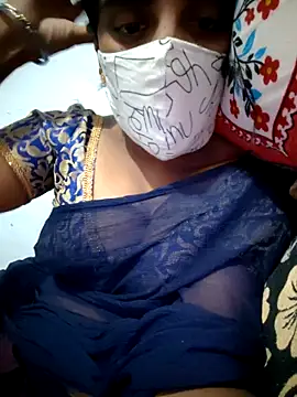 Snapshot of Tamil_Hot_HoneyBee chatting on 05.11.26 Tamil Hot HoneyBee online show from 05.11.26