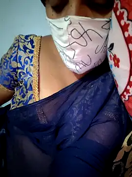 Snapshot of Tamil_Hot_HoneyBee chatting on 05.11.26 Tamil Hot HoneyBee online show from 05.11.26