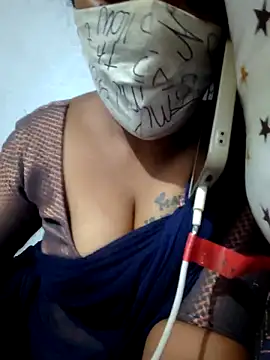 Snapshot of Tamil_Hot_HoneyBee chatting on 06.13.26 Tamil Hot HoneyBee online show from 06.13.26