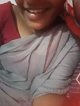 Snapshot of Tamil_Hot_HoneyBee chatting on 06.15.26 Tamil Hot HoneyBee online show from 06.15.26