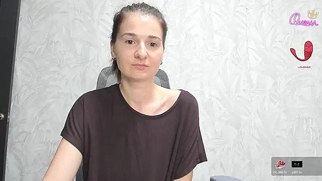 Snapshot of KetrinaEll chatting on 05.29.26 KetrinaEll online show from 05.29.26