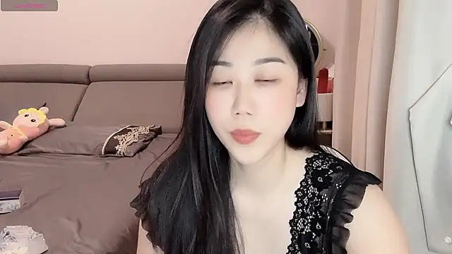 F-Yuwei online show from 06.29.26