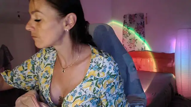missydiorr10 online show from 05.26.26
