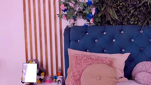 CherryMuse  online show from 06.26.26