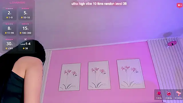 Snapshot of Ariana_west_ chatting on 04.29.26 Ariana west online show from 04.29.26