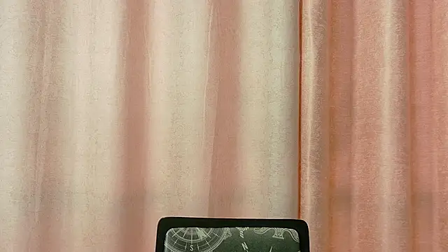 Arianna Toro  online show from 07.02.26