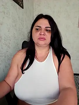 Snapshot of -CUTE-EVVIL- chatting on 05.19.26 -CUTE-EVVIL- online show from 05.19.26