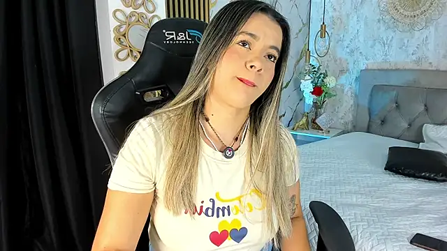 Snapshot of Leidy_2026 chatting on 06.11.26 Leidy 2026 online show from 06.11.26