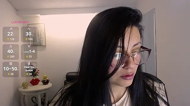 Snapshot of Valeri_bj chatting on 05.02.26 Valeri bj online show from 05.02.26