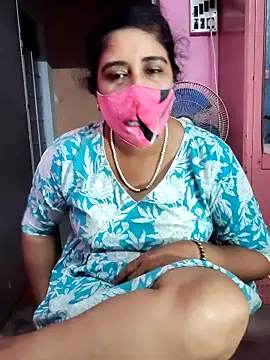 Snapshot of Rulali_44 chatting on 05.17.26 Rulali 44 online show from 05.17.26
