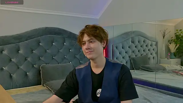 Mark Ian  online show from 04.29.26