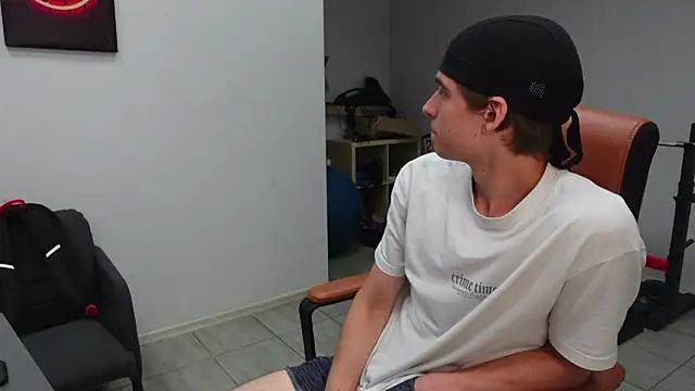 Snapshot of David_Heath chatting on 06.25.26 David Heath online show from 06.25.26