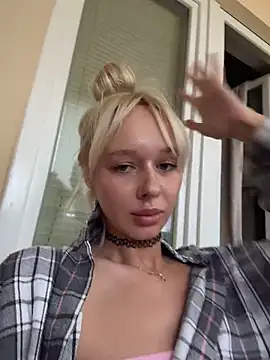Snapshot of Sweety_F69 chatting on 06.10.26 Sweety F69 online show from 06.10.26