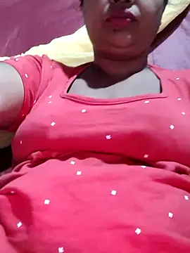 Snapshot of Gulapi_N chatting on 05.19.26 Gulapi N online show from 05.19.26