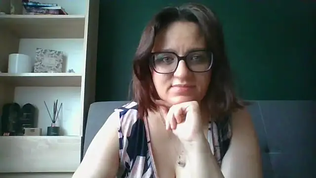 Snapshot of sensual_paris chatting on 08.07.26 sensual paris online show from 08.07.26