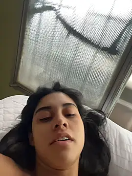 Snapshot of mia_moonna chatting on 05.22.26 mia moonna online show from 05.22.26