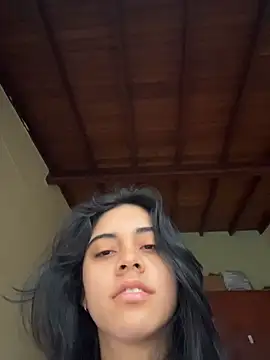 Snapshot of mia_moonna chatting on 05.29.26 mia moonna online show from 05.29.26