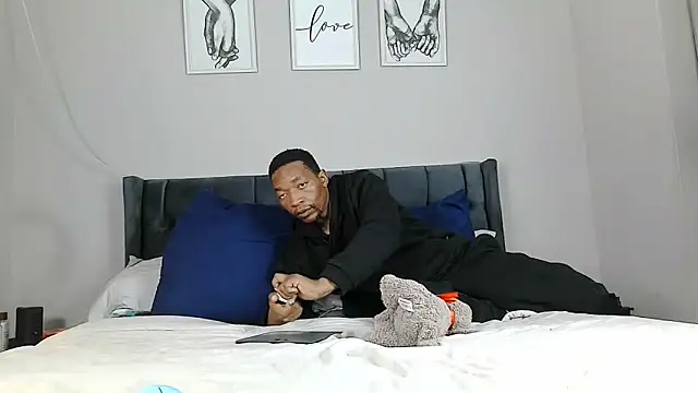 Snapshot of Matic_and_LaToyah chatting on 06.12.26 Matic and LaToyah online show from 06.12.26