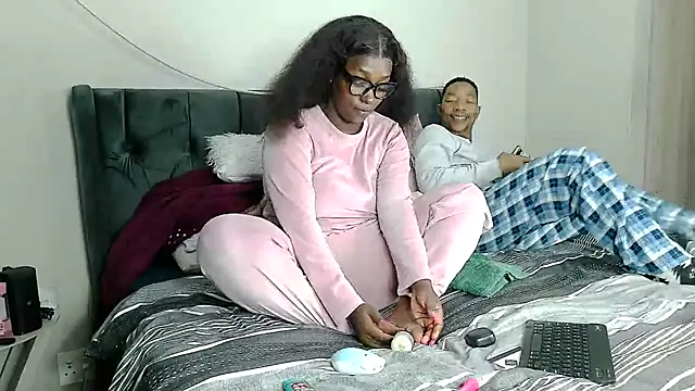 Snapshot of Matic_and_LaToyah chatting on 07.03.26 Matic and LaToyah online show from 07.03.26