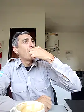 Snapshot of Alejandro83bsf chatting on 05.08.26 Alejandro83bsf online show from 05.08.26