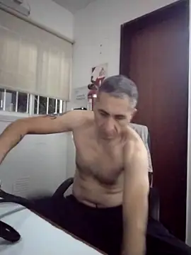 Snapshot of Alejandro83bsf chatting on 06.13.26 Alejandro83bsf online show from 06.13.26