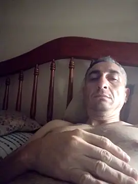 Snapshot of Alejandro83bsf chatting on 06.17.26 Alejandro83bsf online show from 06.17.26